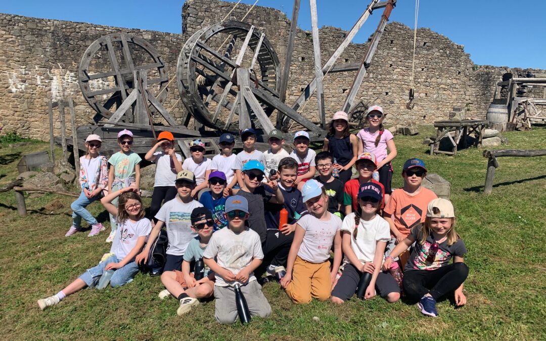 Voyage scolaire des CE et CM – Jour 1 – Le château de Tiffauges